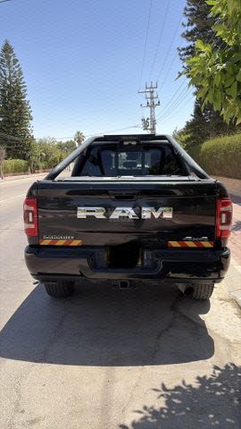 מודעת רכב דודג'