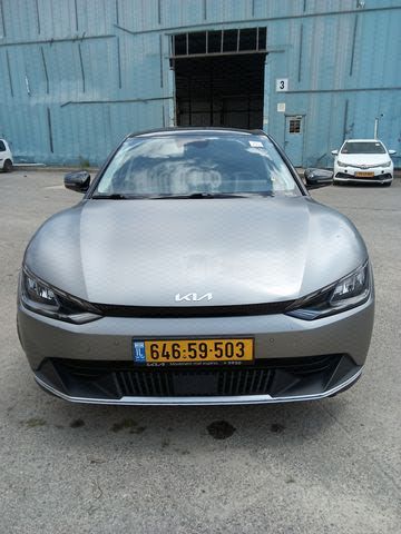 מודעת רכב קיה EV6