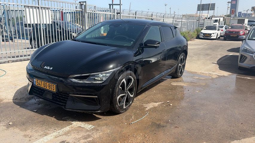 מודעת רכב קיה EV6