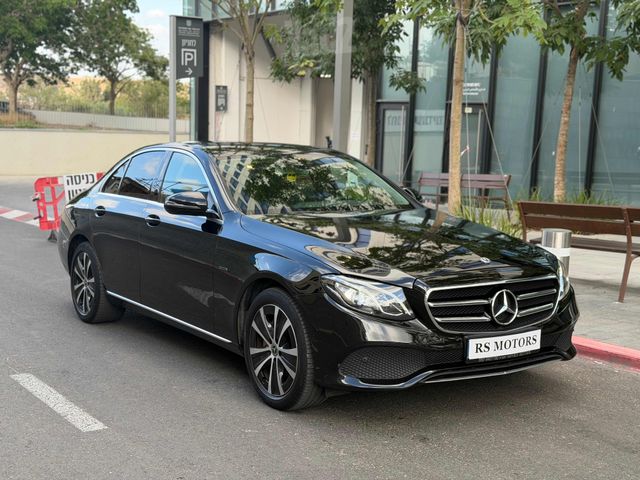 מודעת רכב מרצדס-בנץ E-class 1