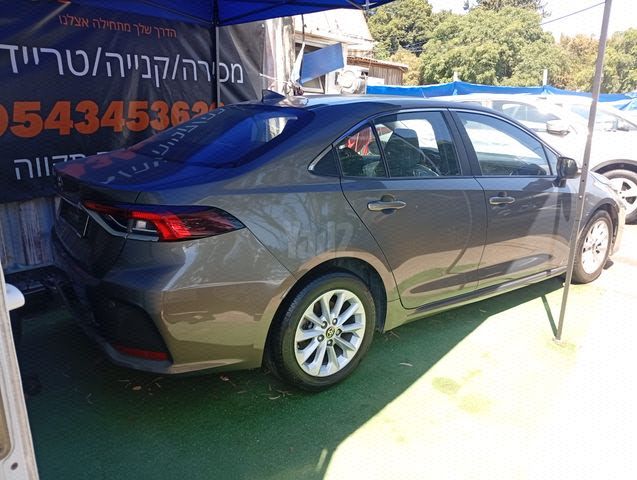 מודעת רכב טויוטה קורולה 1
