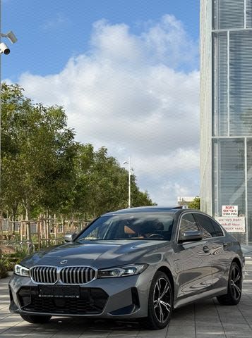 מודעת רכב ב מ וו סדרה 3