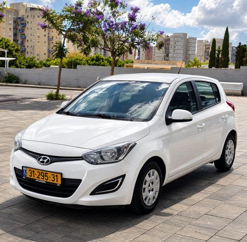 מודעת רכב יונדאי i20