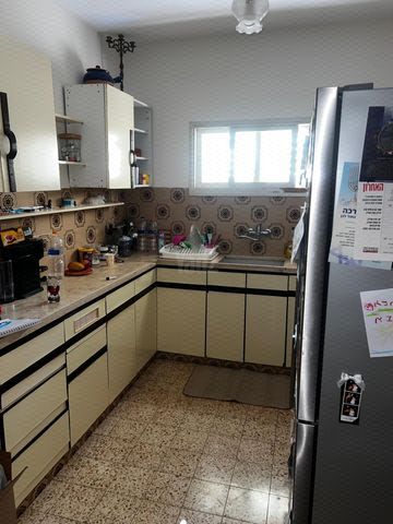 דובדבן 61