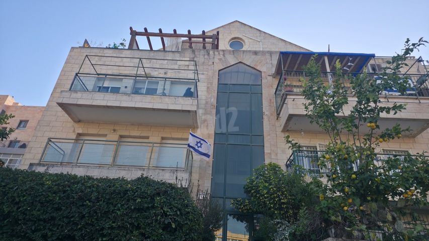 נחום שדמי 