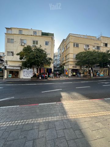 שפירא 