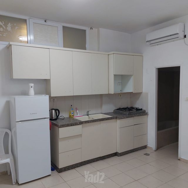 הרב עוזיאל 35