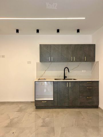 תמונה 4 של דירת 2.5 חדרים להשכרה בחיפה