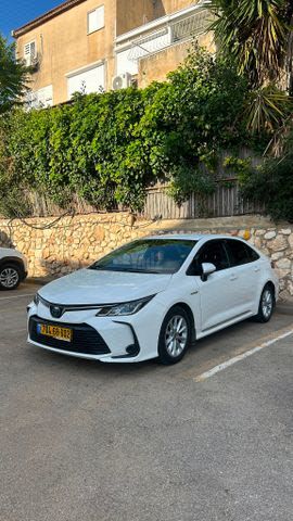 מודעת רכב טויוטה קורולה