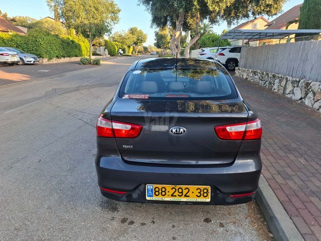 מודעת רכב קיה ריו
