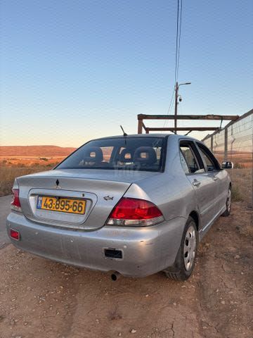 מודעת רכב מיצובישי לנסר