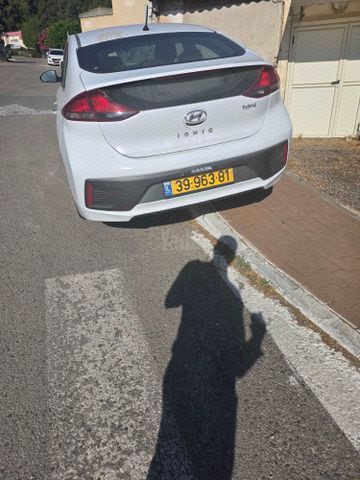 מודעת רכב יונדאי איוניק