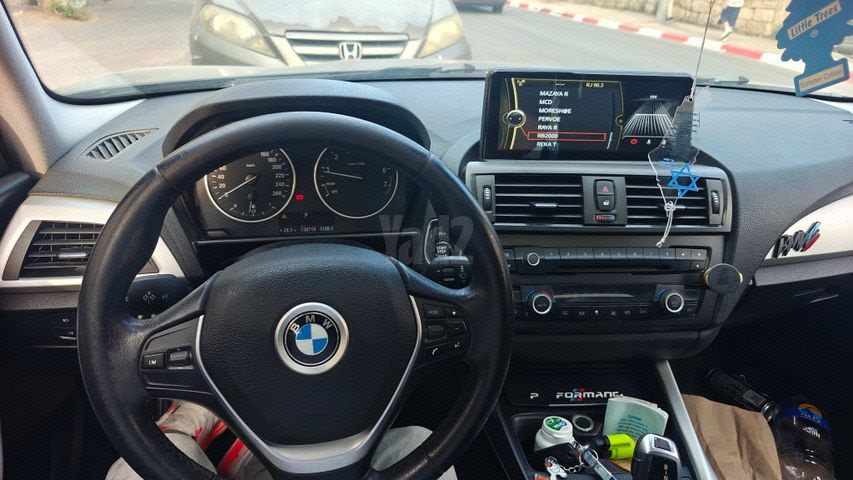 מודעת רכב ב מ וו סדרה 1