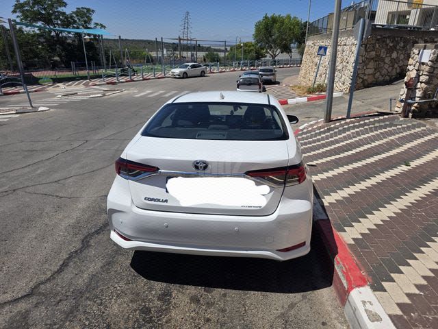 מודעת רכב טויוטה קורולה