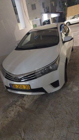 מודעת רכב טויוטה קורולה