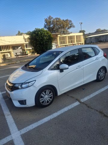 מודעת רכב הונדה ג'אז 