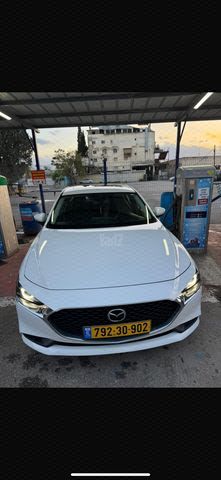 מודעת רכב מאזדה 3