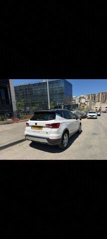 מודעת רכב סיאט ארונה