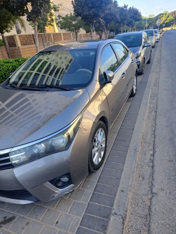 מודעת רכב טויוטה קורולה