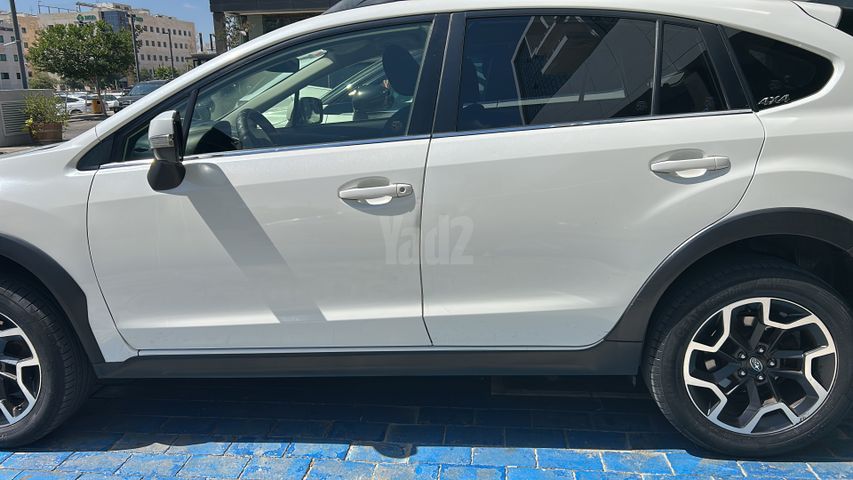 מודעת רכב סובארו XV