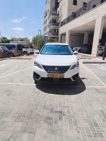 מודעת רכב פיג'ו 5008