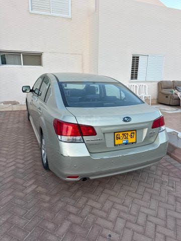 מודעת רכב סובארו B4/לגאסי