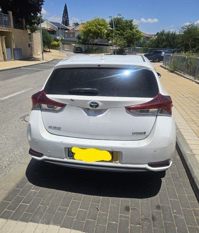 מודעת רכב טויוטה אוריס