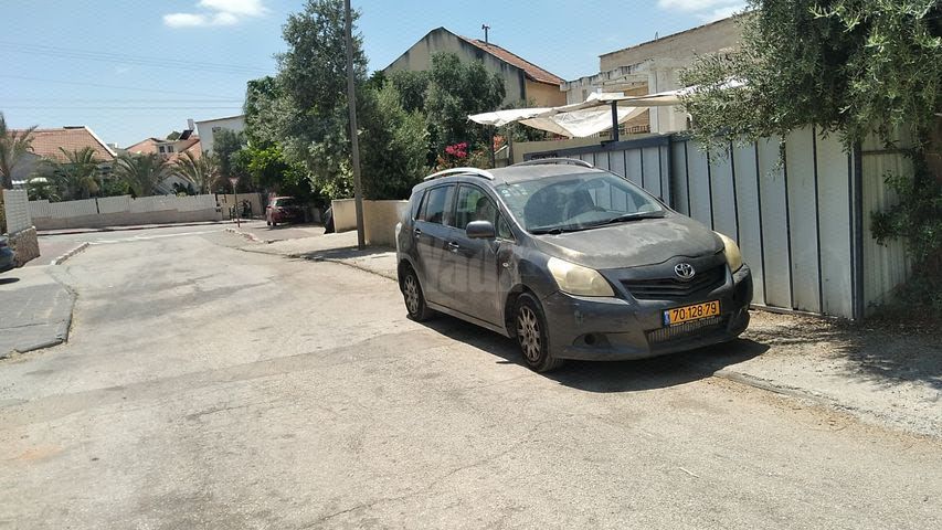 מודעת רכב טויוטה ורסו