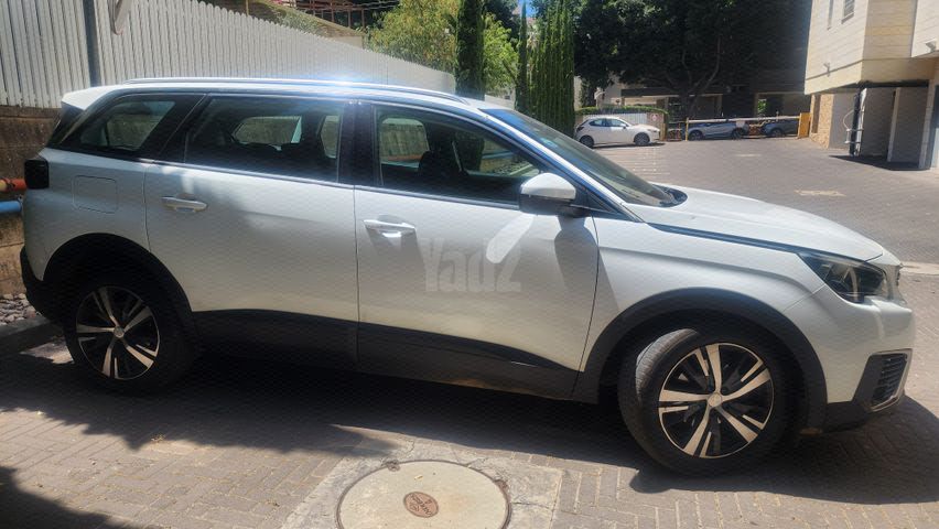 מודעת רכב פיג'ו 5008