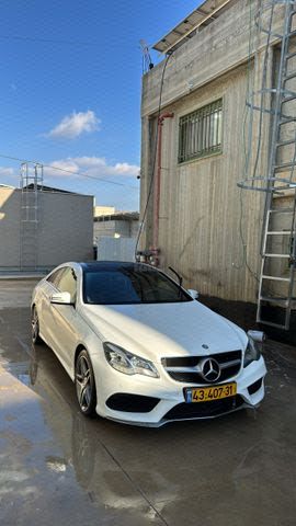 מודעת רכב מרצדס-בנץ E-class