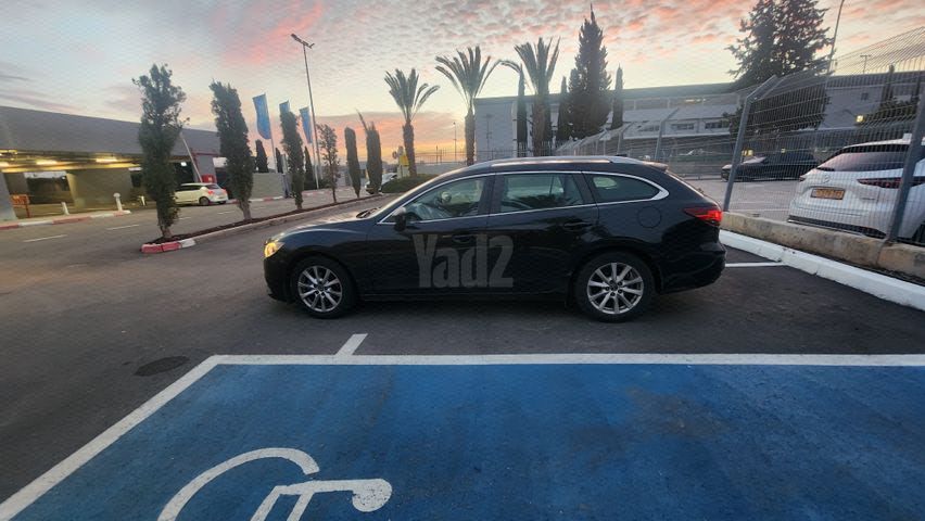 מודעת רכב מאזדה 6
