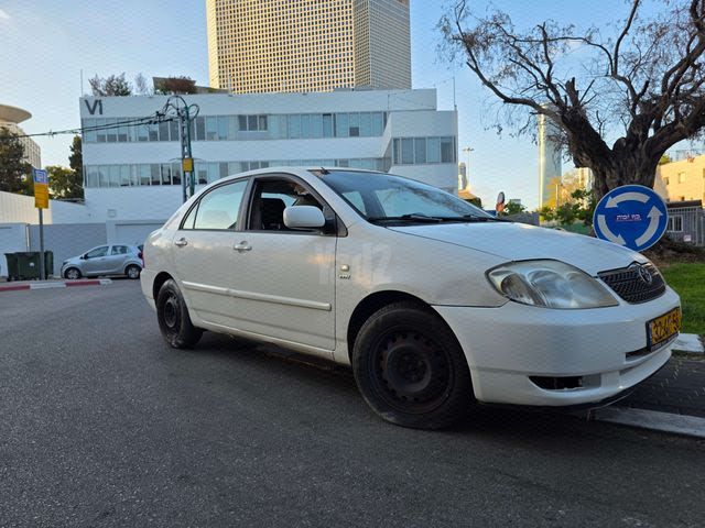קורולה GLI אוט׳ בנזין 1.6 (110 כ״ס)
