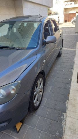 מודעת רכב מאזדה 3