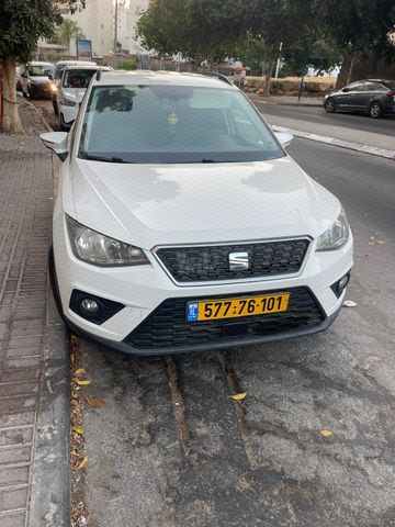 מודעת רכב סיאט ארונה