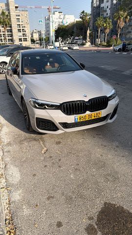 מודעת רכב ב מ וו סדרה 5