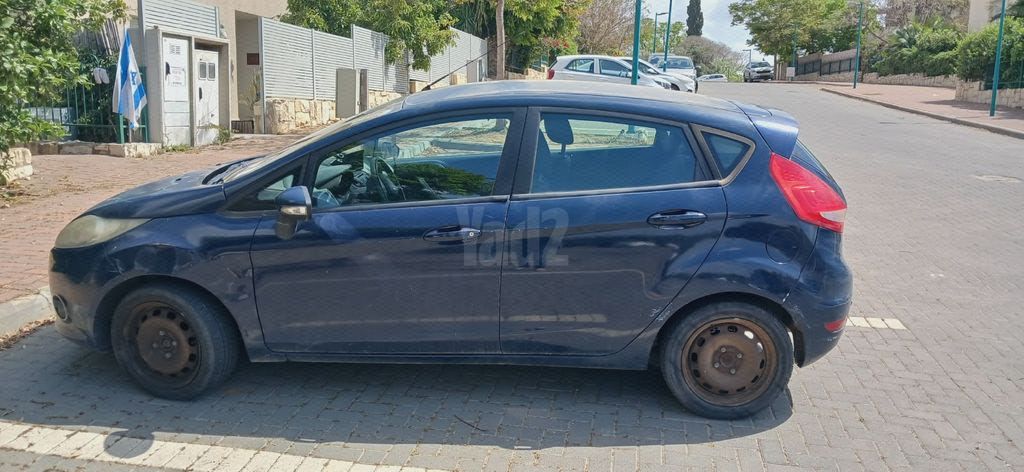 מודעת רכב פורד פיאסטה