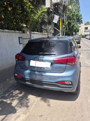 מודעת רכב יונדאי i20