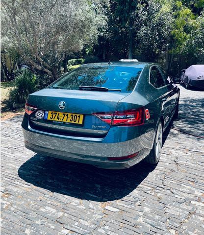מודעת רכב סקודה סופרב