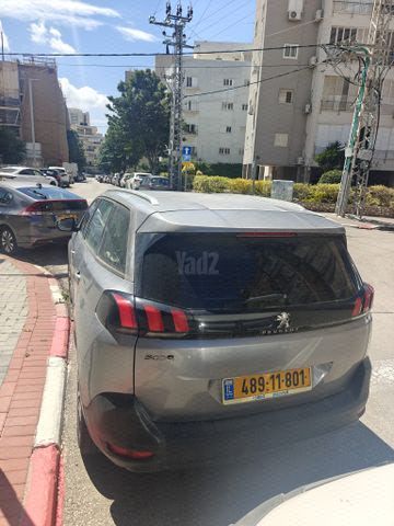 מודעת רכב פיג'ו 5008