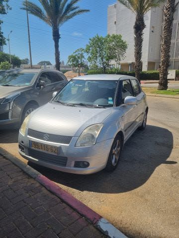 סוויפט GLX אוט׳ 1.5 (101 כ״ס)