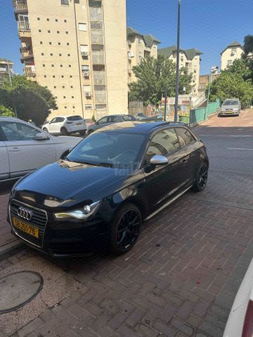 מודעת רכב אאודי A1