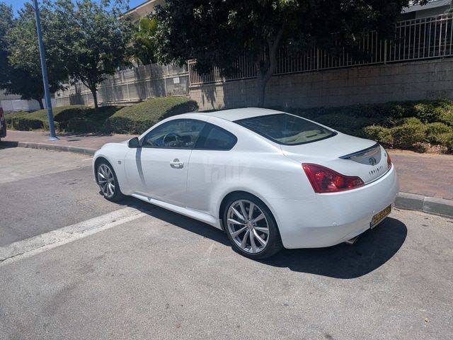מודעת רכב אינפיניטי G37