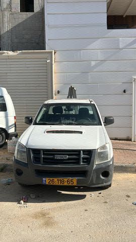 מודעת רכב איסוזו די-מקס