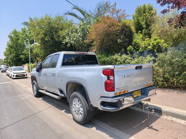 סילברדו LT 3500 אוט׳ 6.6 (401 כ״ס)
