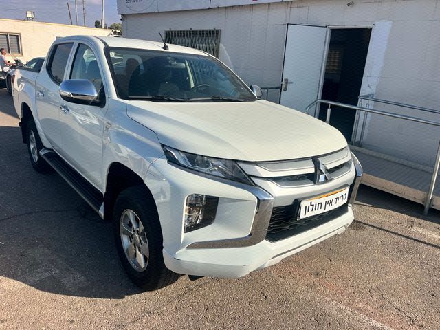 מודעת רכב מיצובישי טרייטון / L200