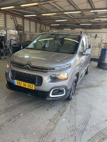 מודעת רכב סיטרואן ברלינגו