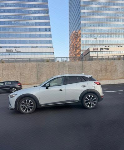 מודעת רכב מאזדה CX-3