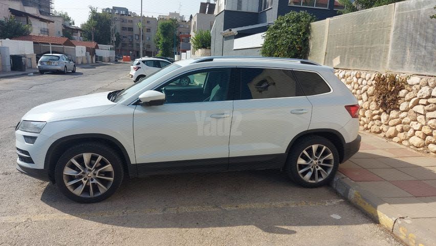 קארוק Premium אוט׳ 1.5 (150 כ״ס) [2019-2022]