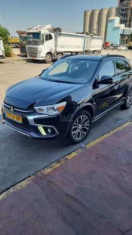 מודעת רכב מיצובישי ASX