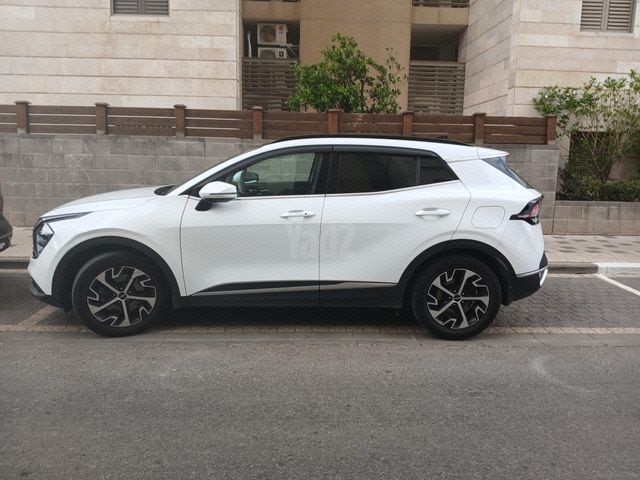 ספורטז' Premium אוט׳ 2.0 (156 כ״ס)